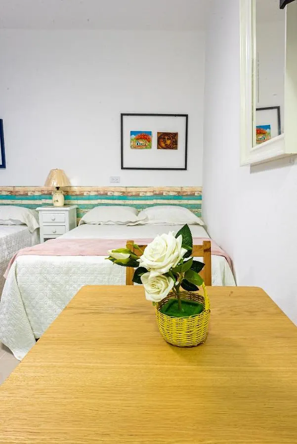 Bamboo Hoouse Apartment Santo Domingo 0*,